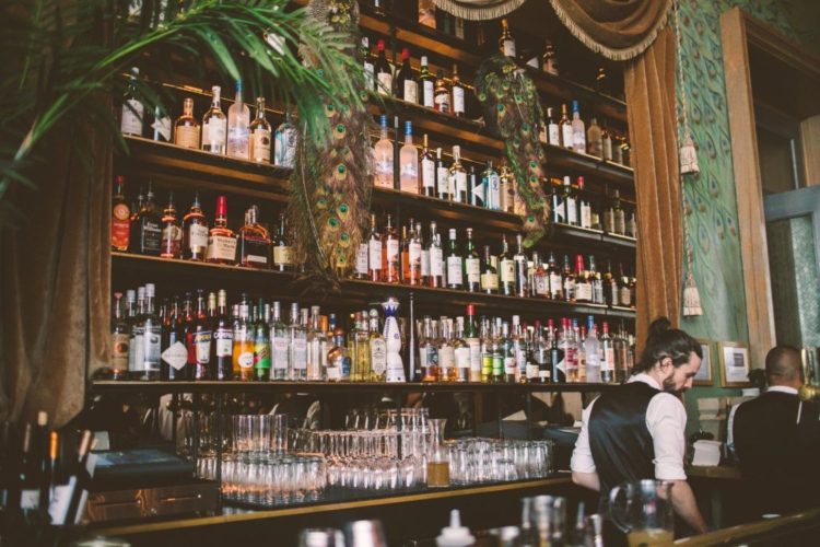 A Glimpse into Opulence of SoHo Grand Hotel: