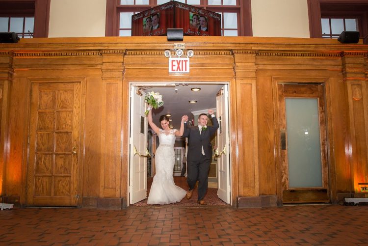 Turn Your Wedding into a Spectacular Party with Remixologists: