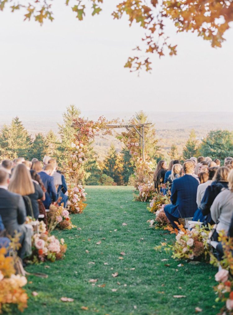 Cedar Lake Estate's Stress-Free Wedding Experience: