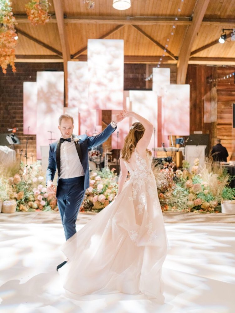 Melodic Moments at Cedar Lake Estate: