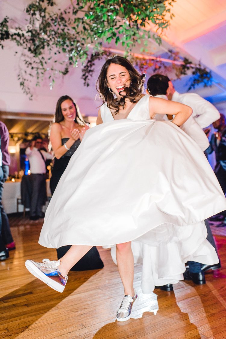  Love in Every Beat: Remixologists Make Your Wedding Shine