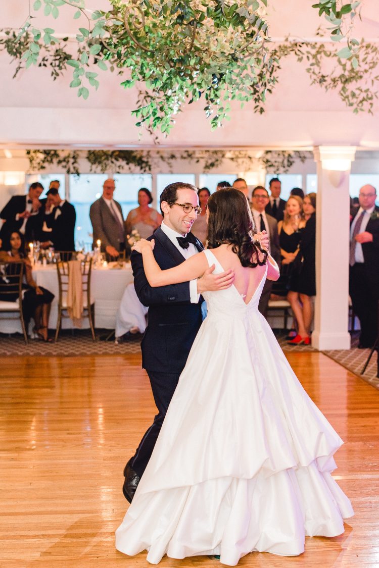 Serenade Your Guests: Musical Delights at Coveleigh Club