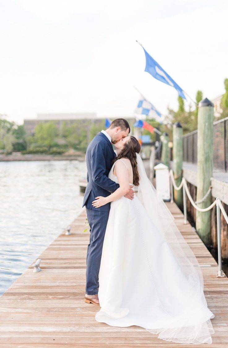 Seaside Splendor by the Harbor: