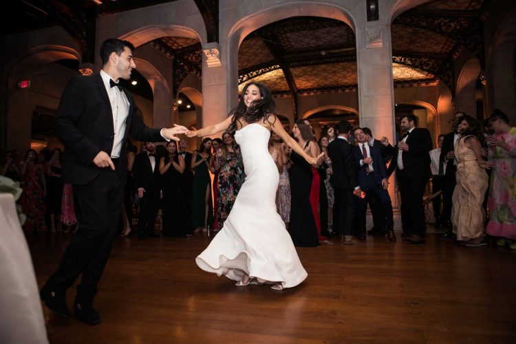 Glam Up Your Groove at Hempstead House: