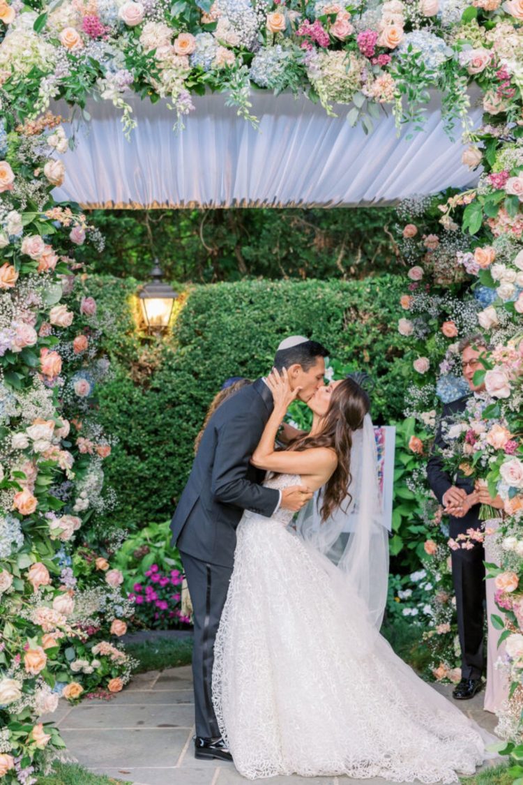 Elevate Your ‘I Do’s’ with Royalton Mansion’s Gorgeous Spaces!