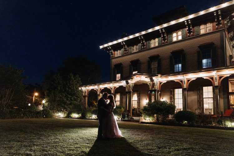 Ready to Craft Your Southern Love Story?