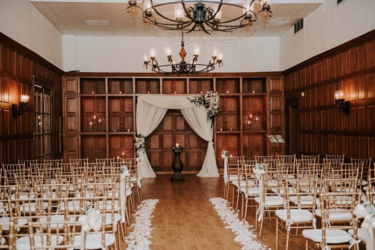  Why Choose The Flanders Hotel for Your Wedding? 