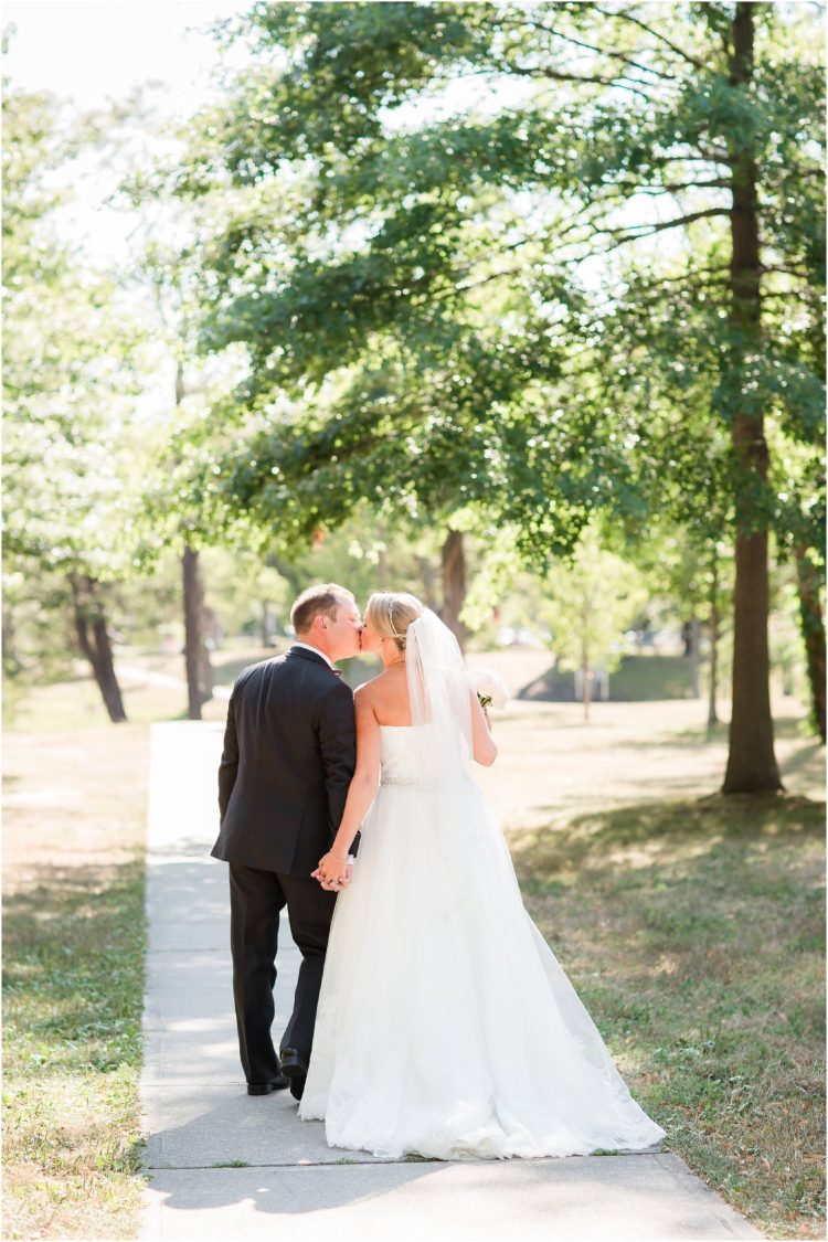 Enjoy Your Big Day at Sunset Ballroom with Remixologists!