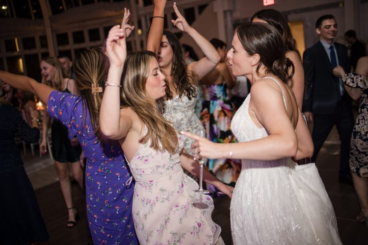 Erika Lanham married Ryan on May 20th | Brooklyn Botanic Gardens, Brooklyn, NY | DJ Taiga